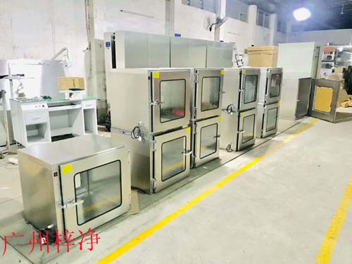 普通傳遞窗適用于對傳遞物品的衛生要求不是特別高的場合，如一些非食品加工的工業環境。