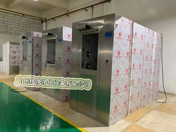 風淋室效果不佳會導致潔凈室內塵埃顆粒增加
